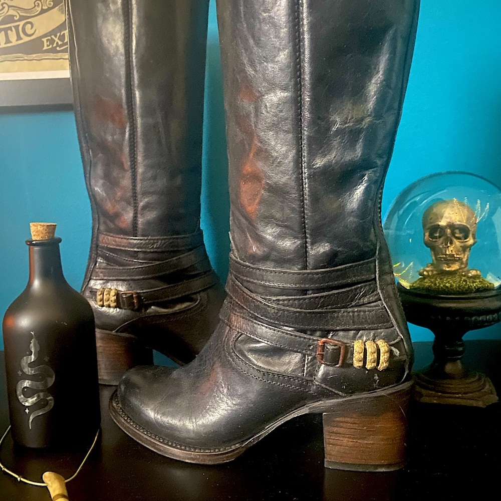 Freebird by Steven Wiley boots size 6